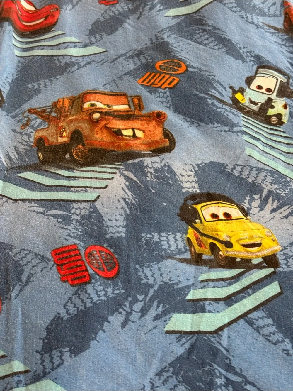 Disney Pixar Cars 2 WGP Lightning McQueen Set Twin Fitted Sheet & Pillowcase